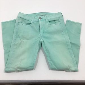 American Eagle Mid-Rise Jegging